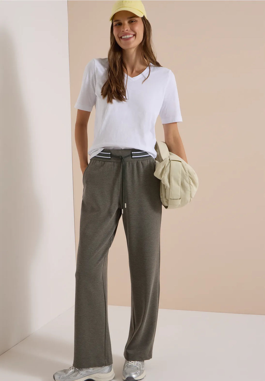LILY GREEN JOGGER