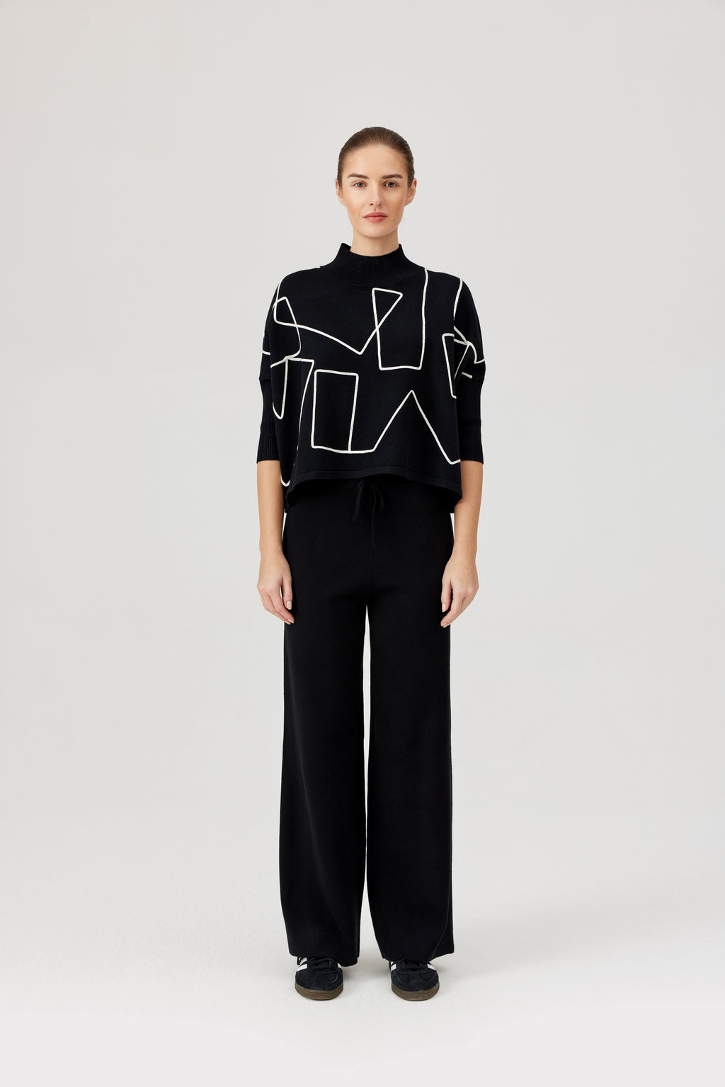FINVOLA SWEATER