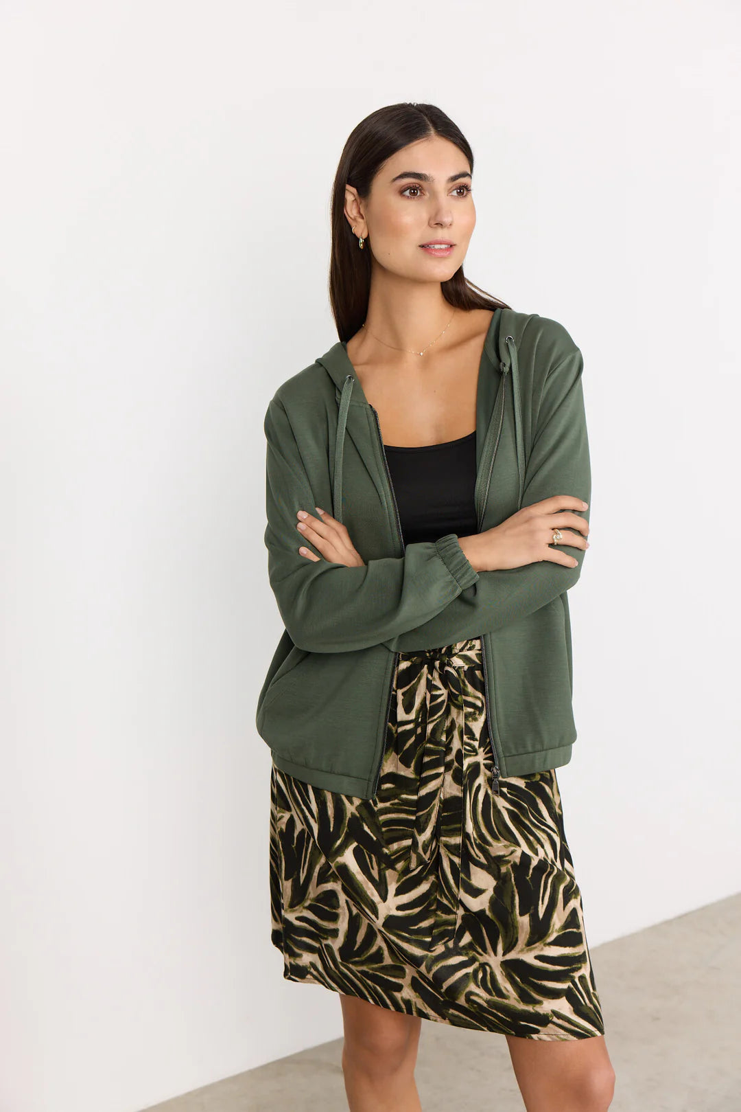 SABRINA KHAKI SWEATER