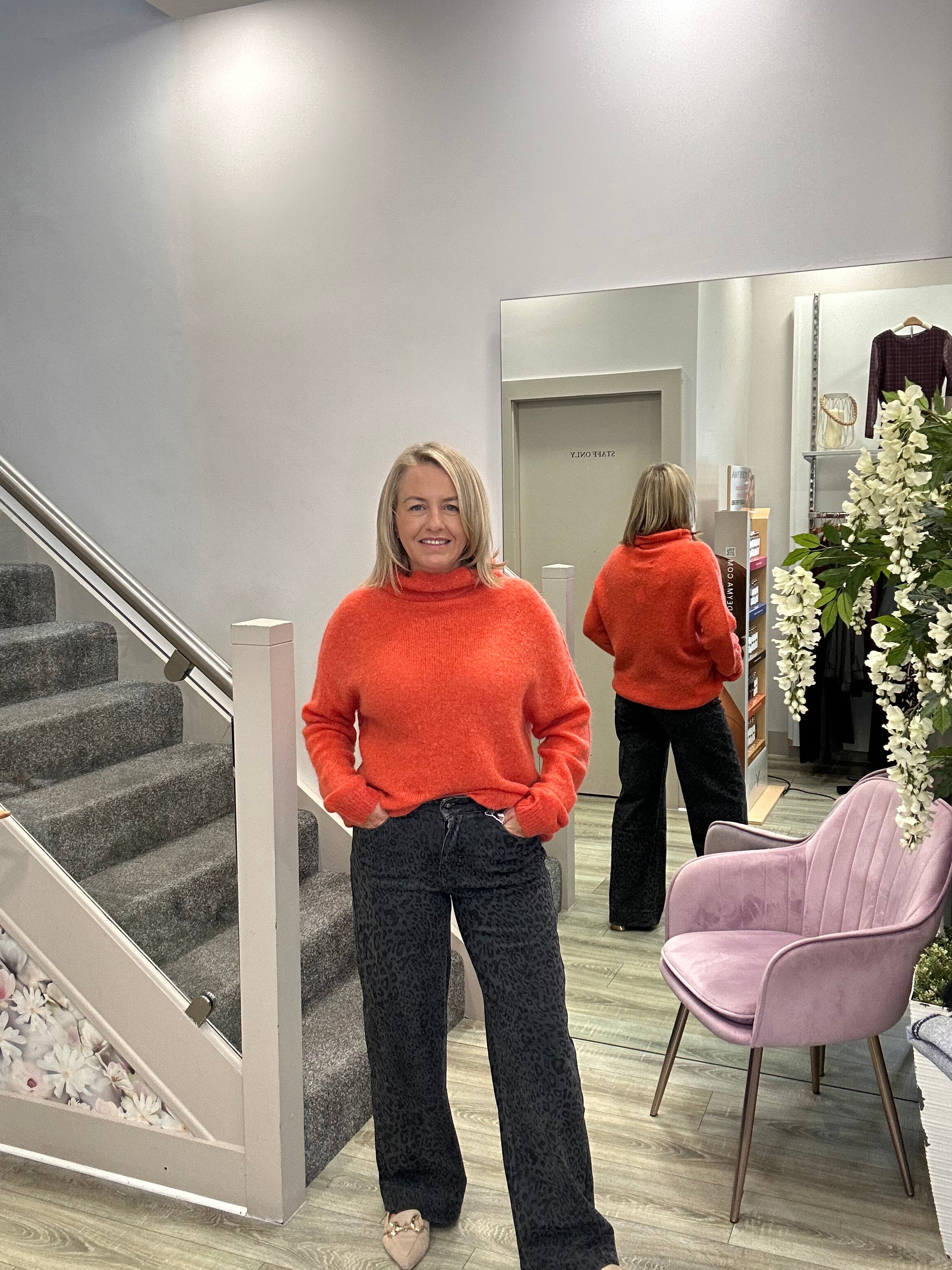 ZARIA KNIT