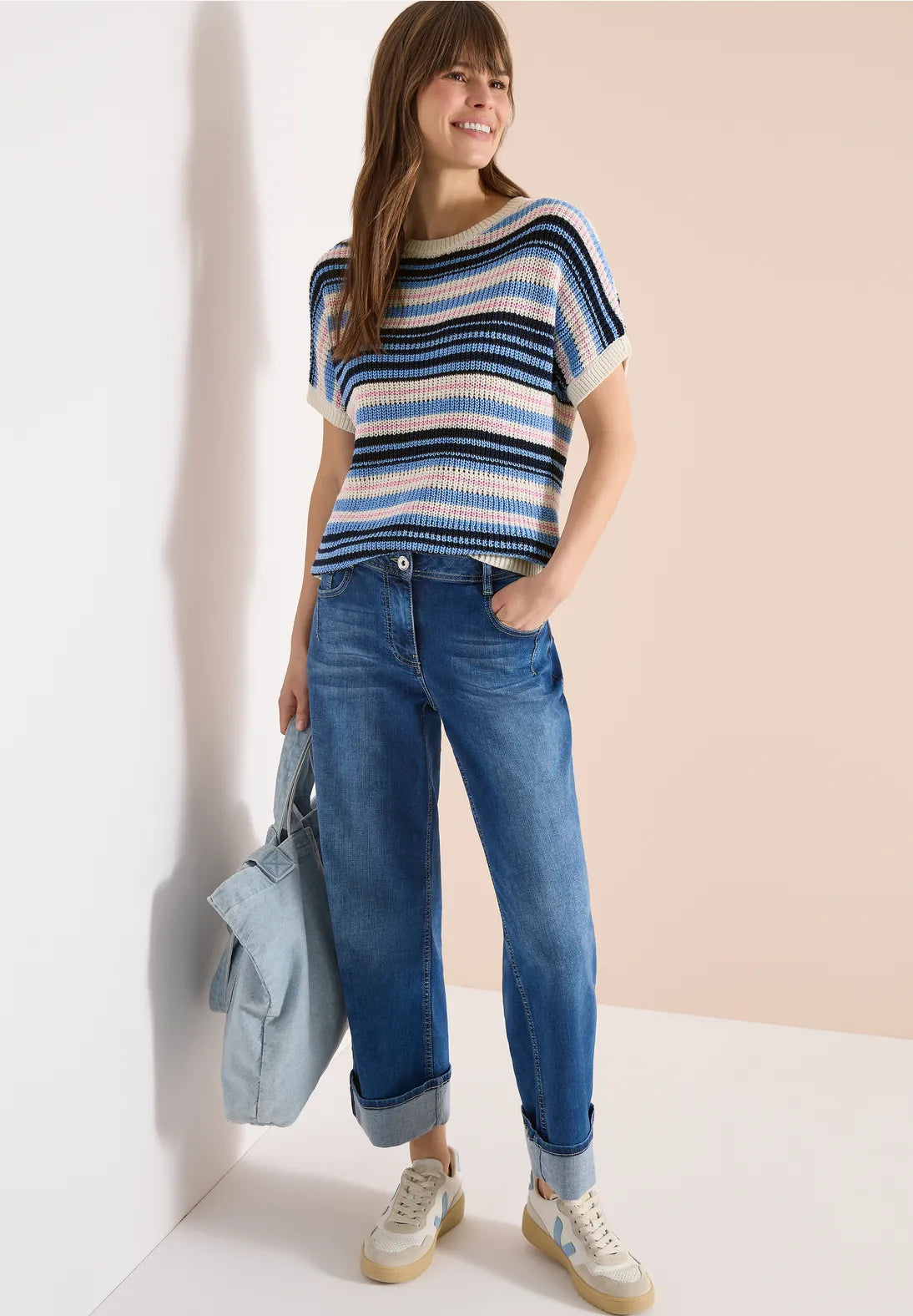 HOLLY  BLUE KNIT