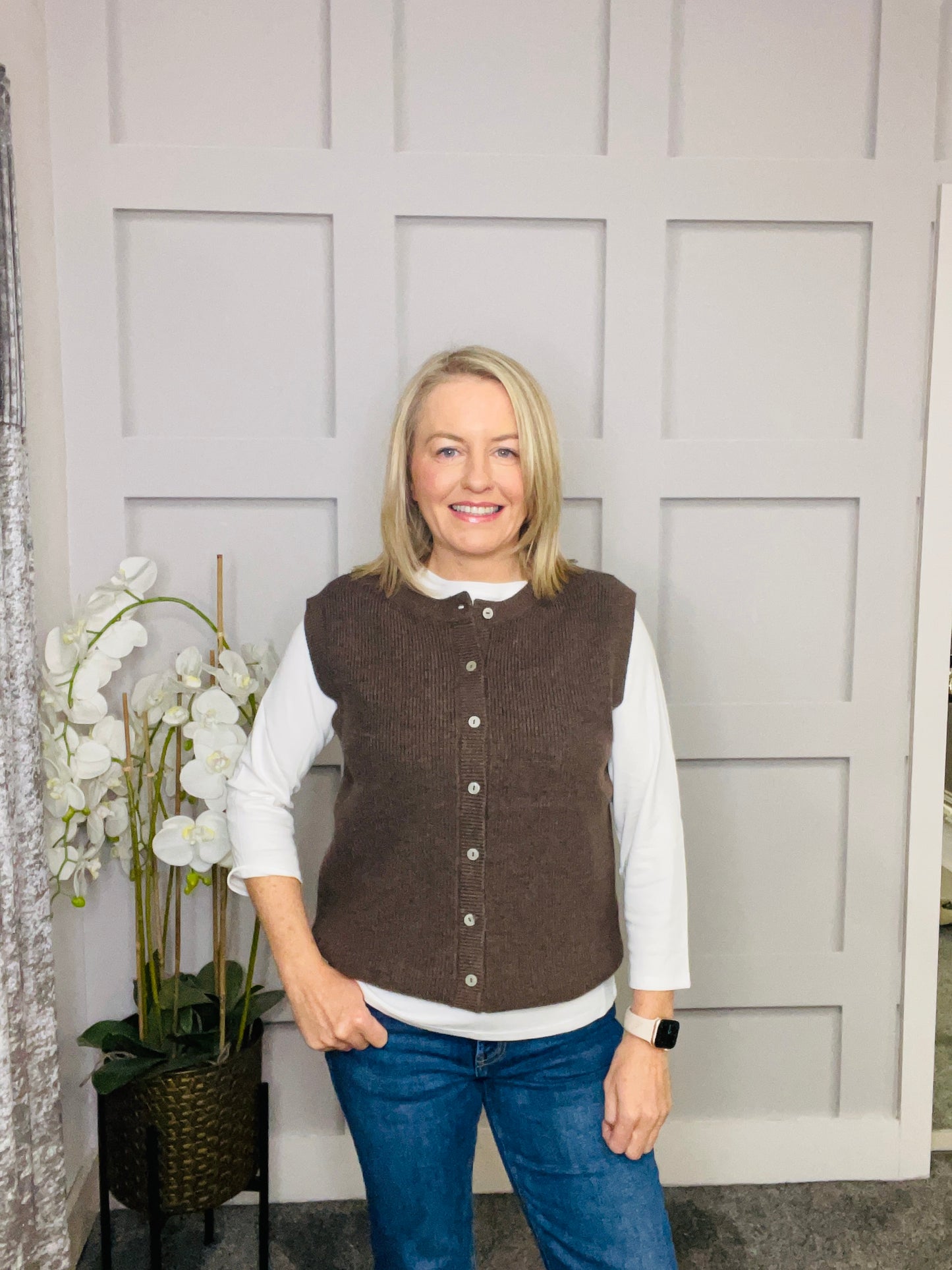 ARMELL BROWN PULLOVER