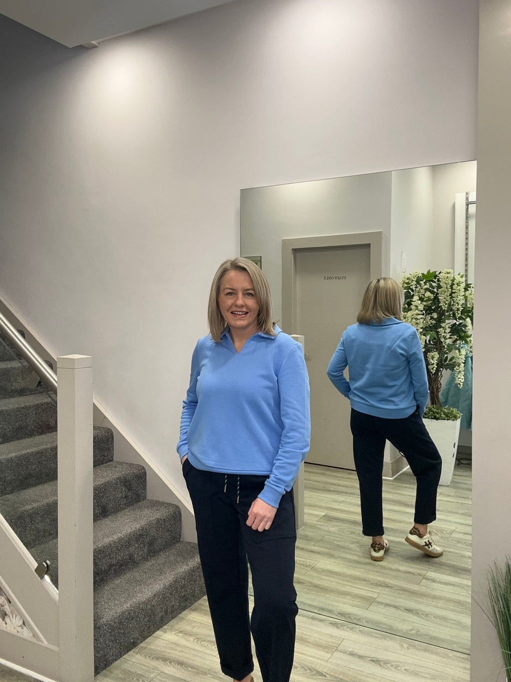 EVE BLUE SWEATER