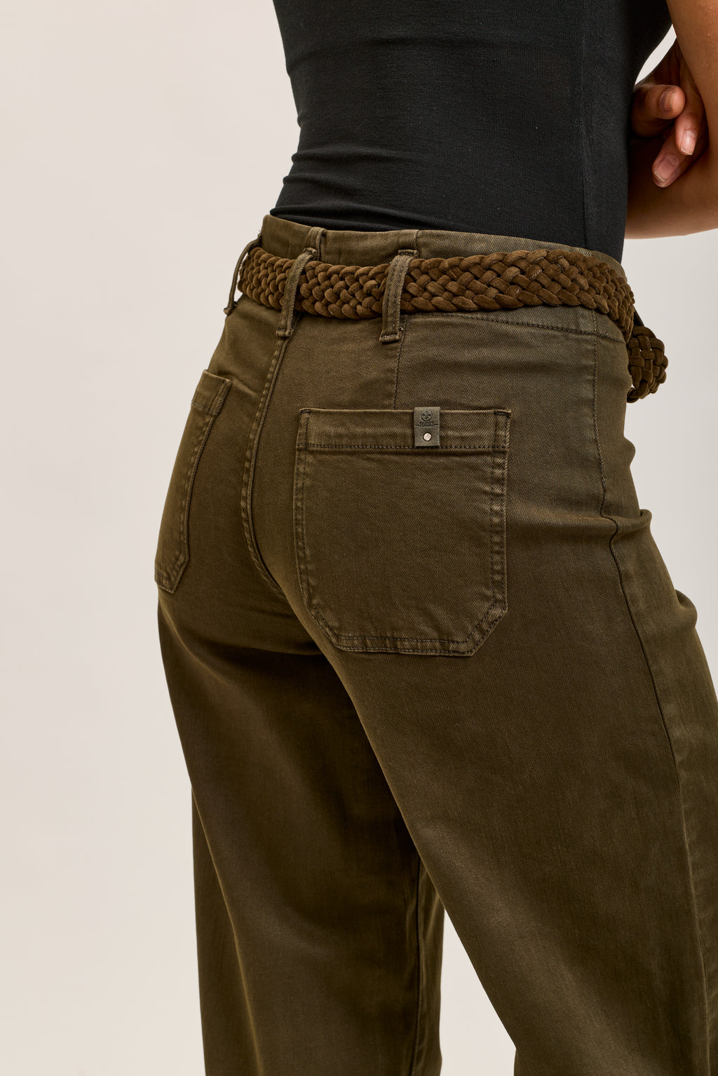 TYAN KHAKI JEAN