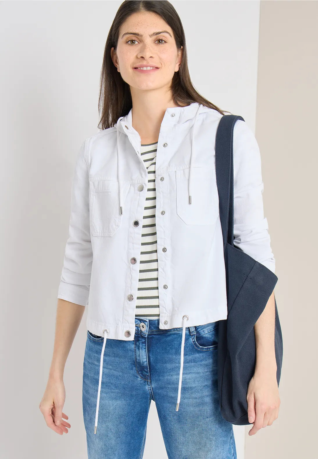 SADIE WHITE JACKET