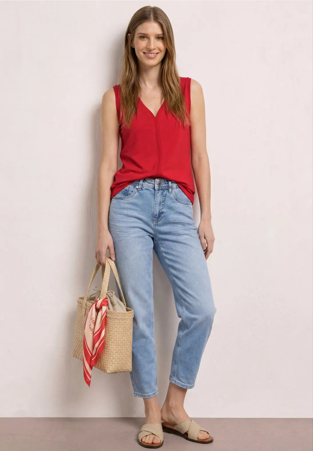 CIARA RED TOP