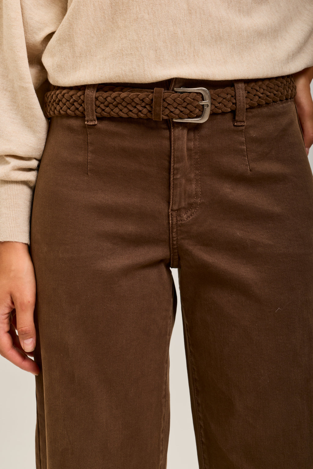 TYAN BROWN JEAN