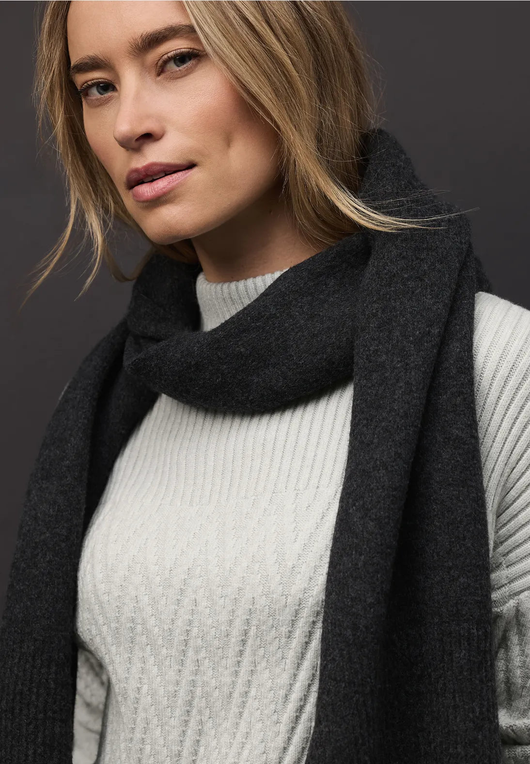 HARPER GREY KNIT