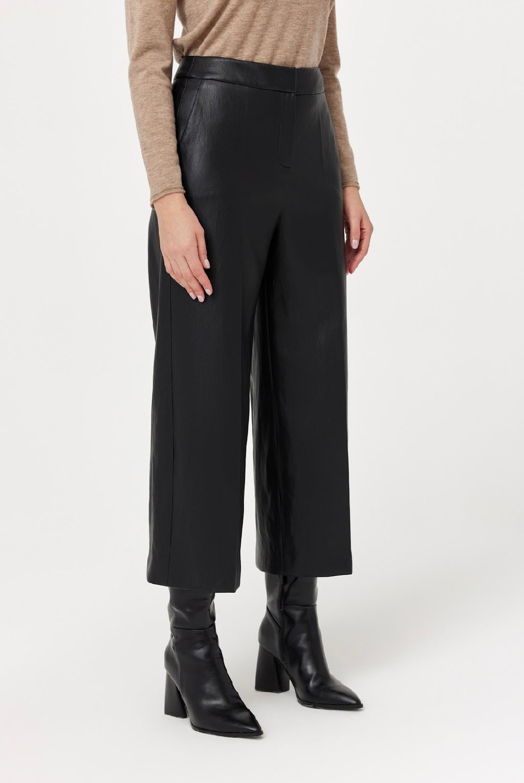 FAITH BLACK TROUSER