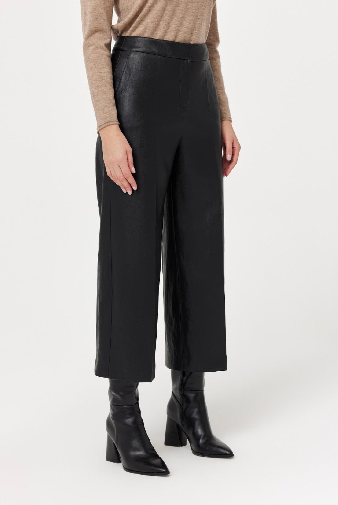 FAITH BLACK TROUSER