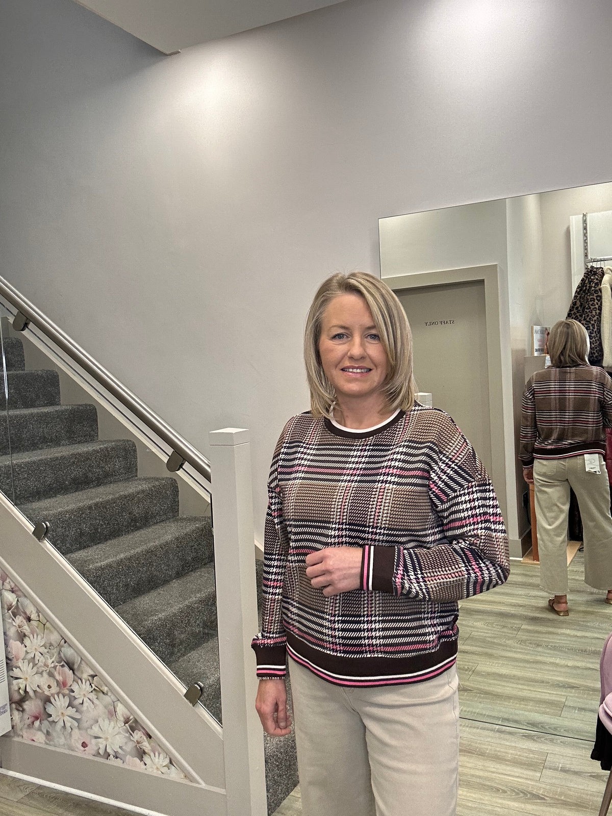 JEN CHECK SWEATER