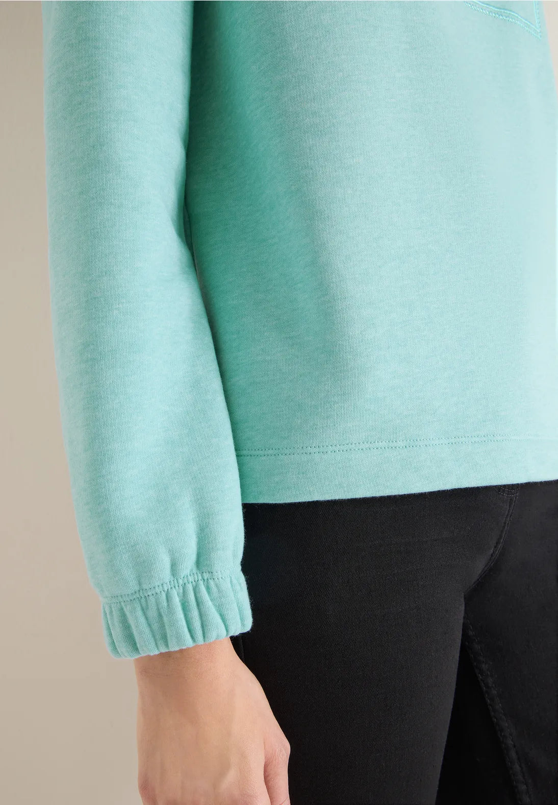 LUNA MINT SWEATSHIRT