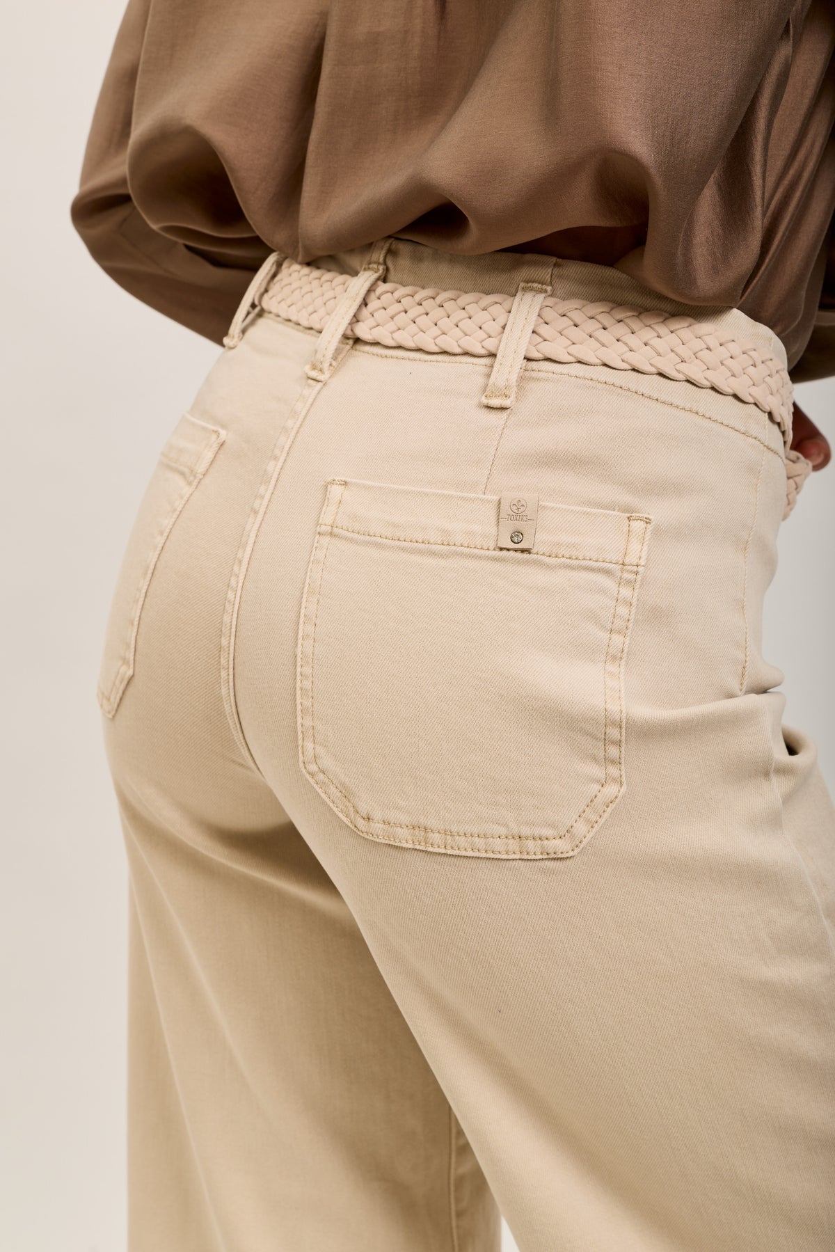 TYAN BEIGE JEAN