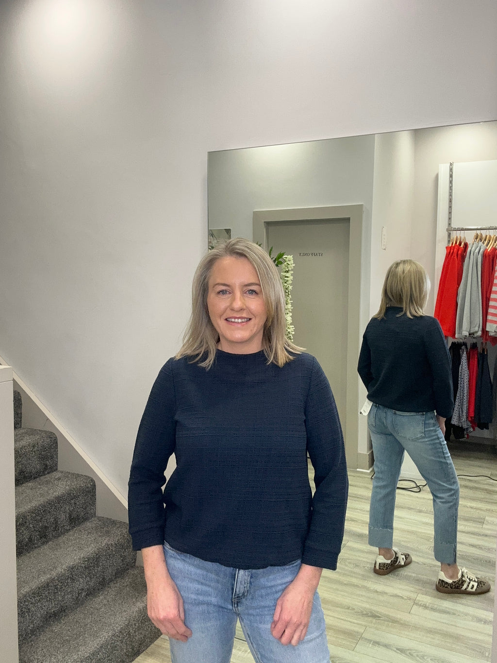 ERICA NAVY TOP