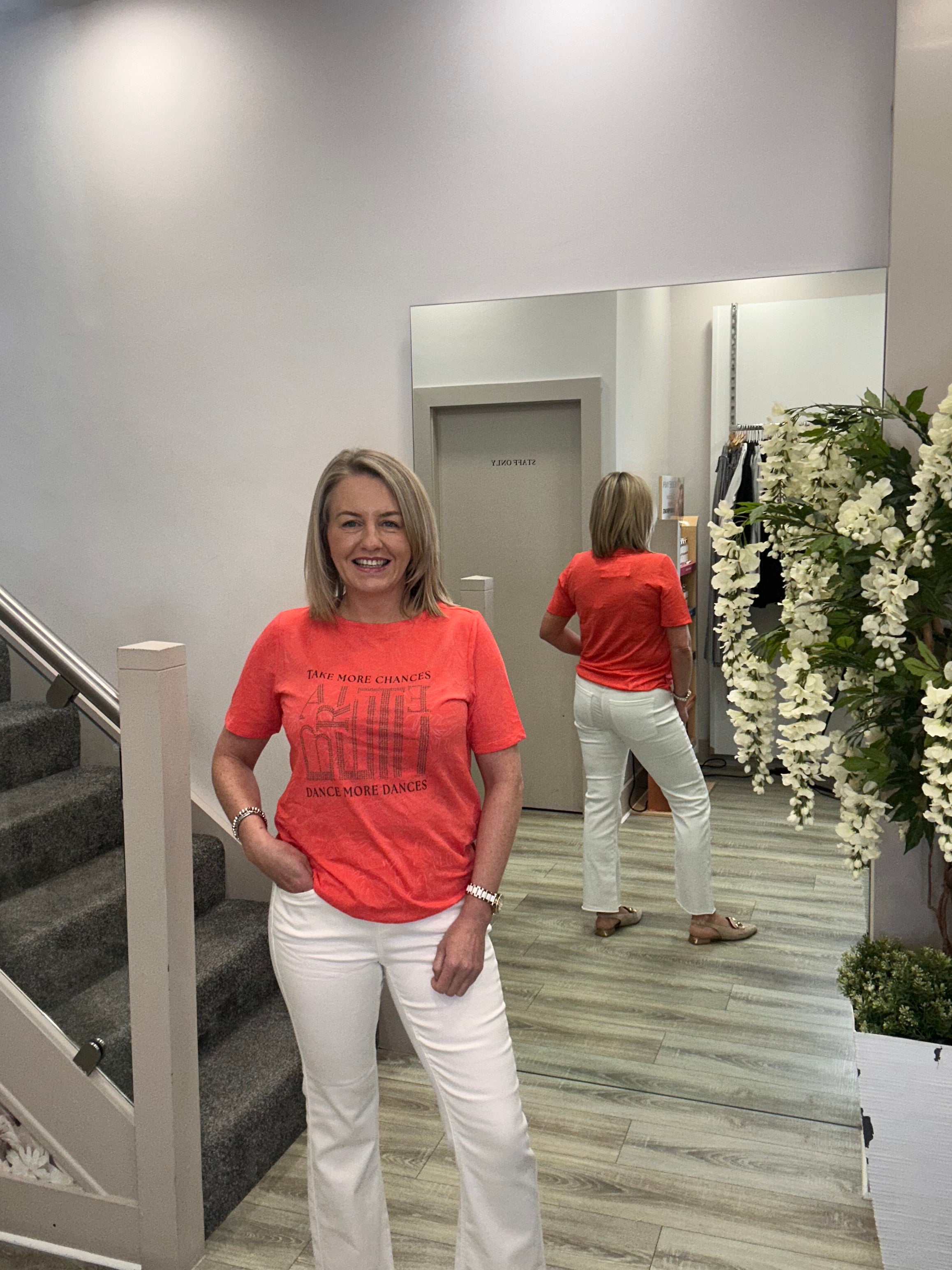 KELLY CORAL TEE