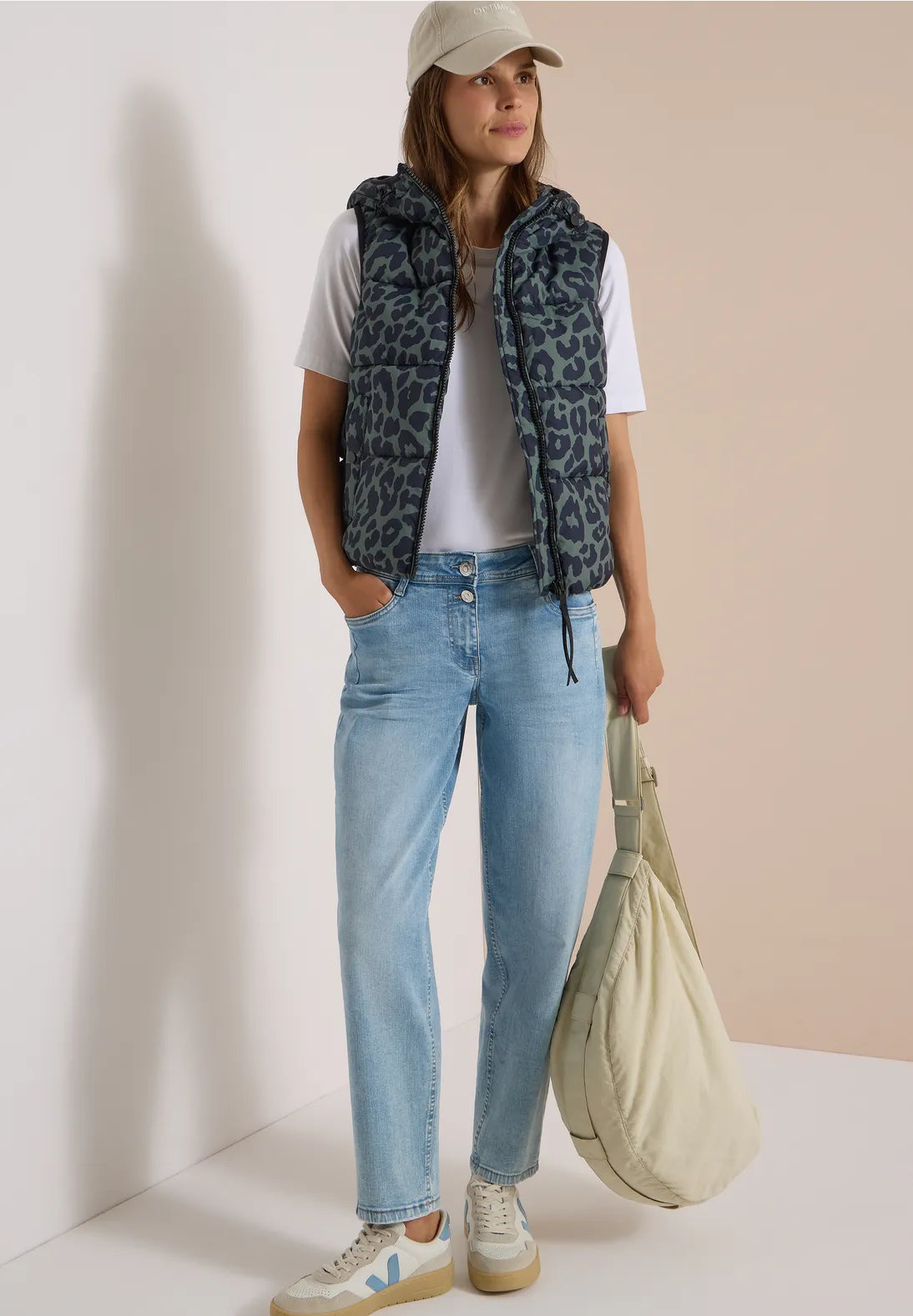 NIAMH OLIVE  GILET