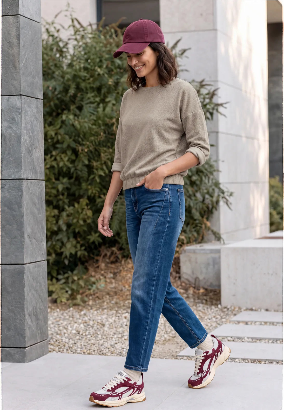 SUZY BEIGE TOP