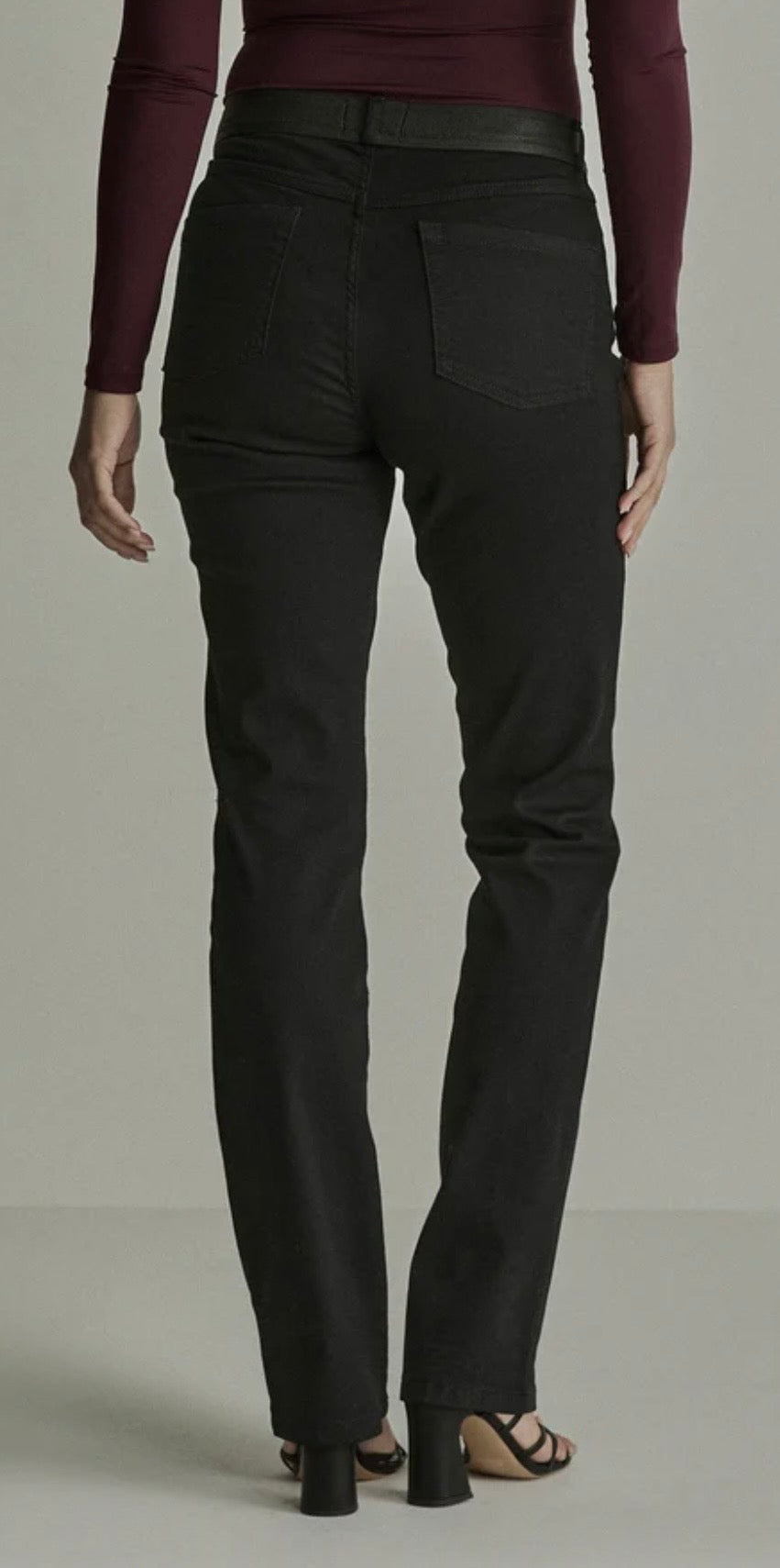 AGGIE BLACK JEAN