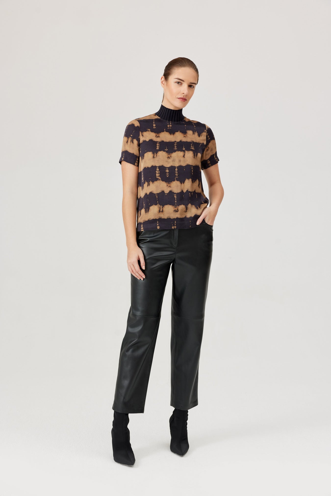 FAITH TOP