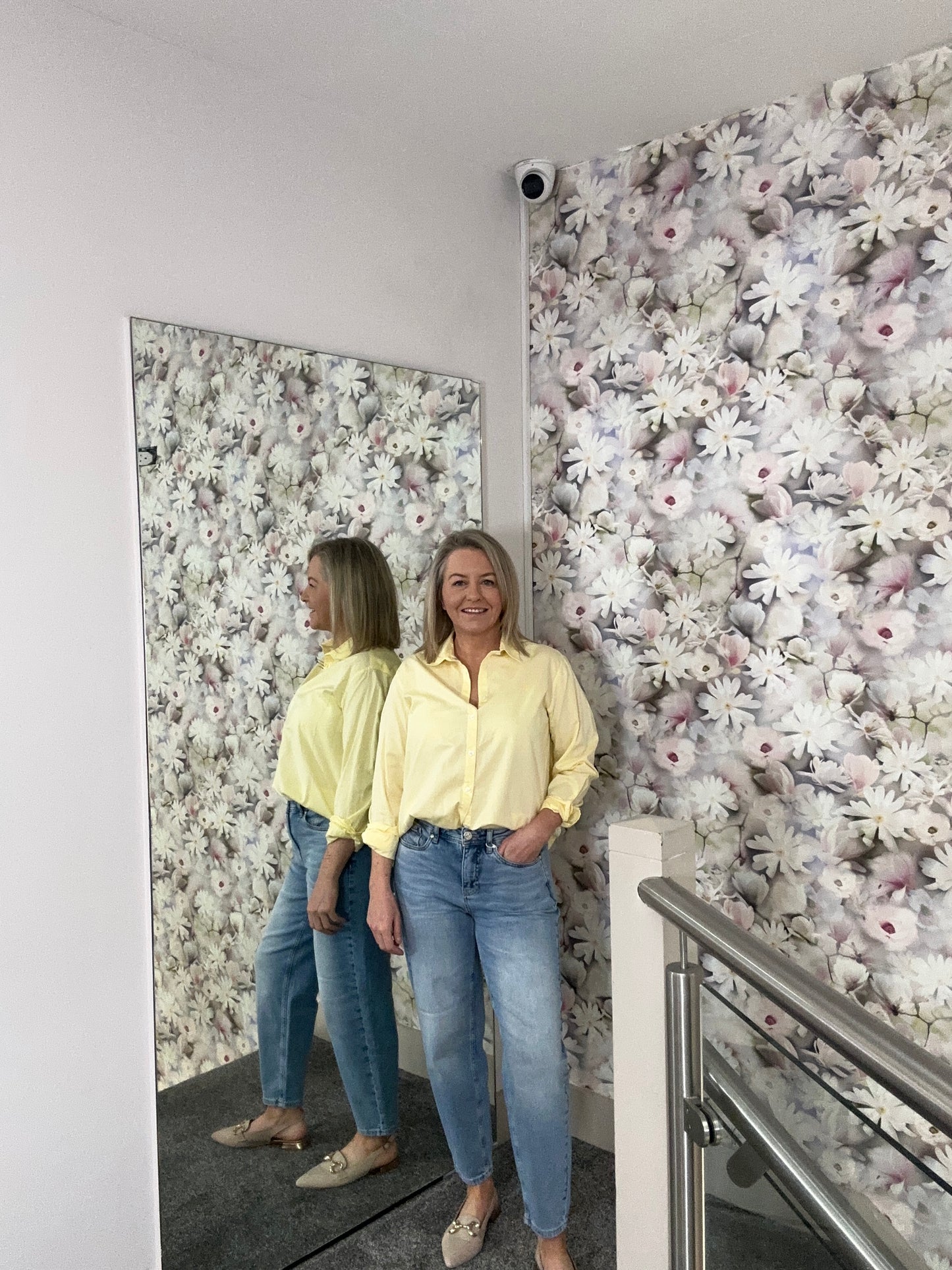 SIL YELLOW SHIRT