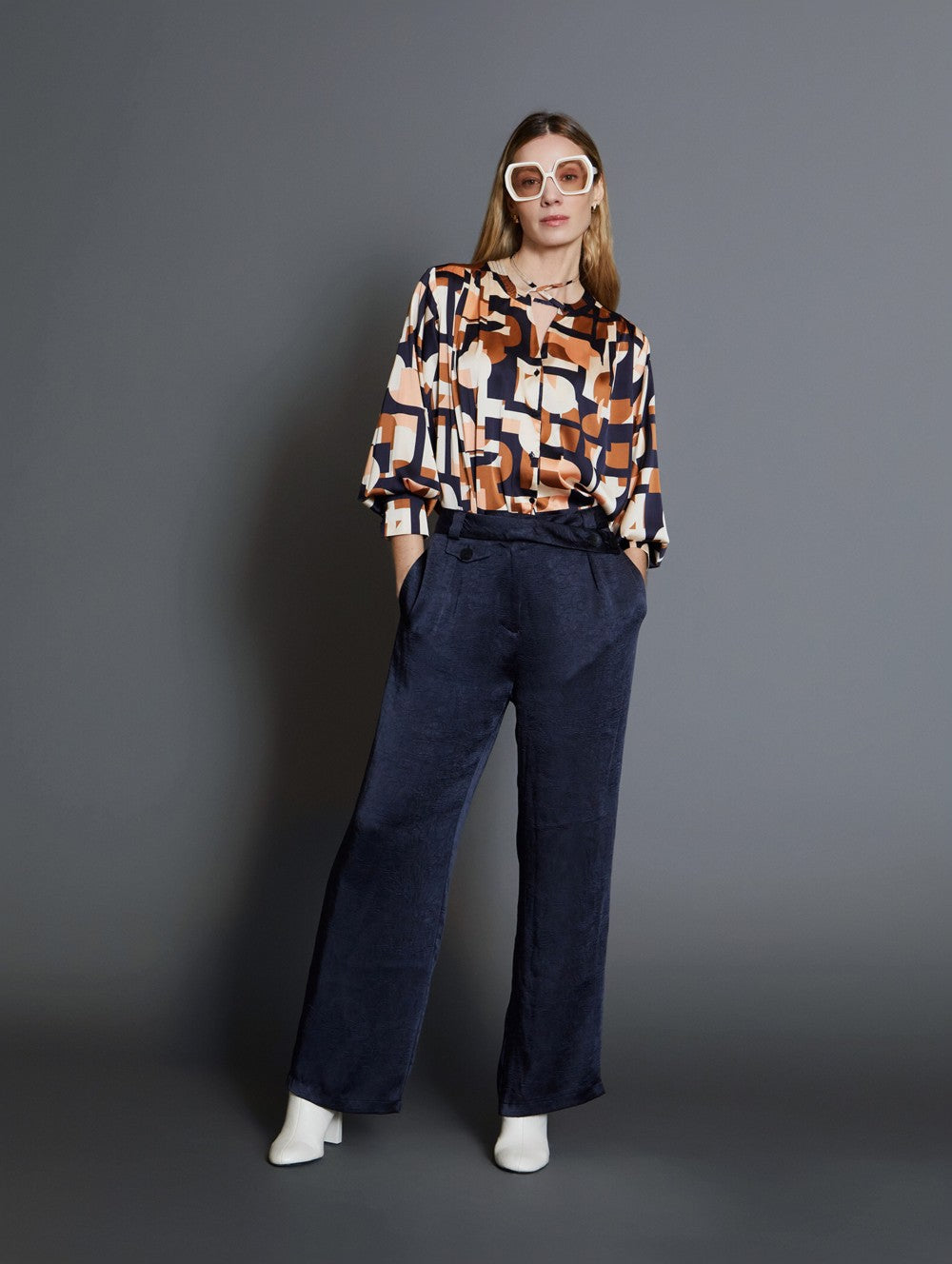 APRICOT BLOUSE