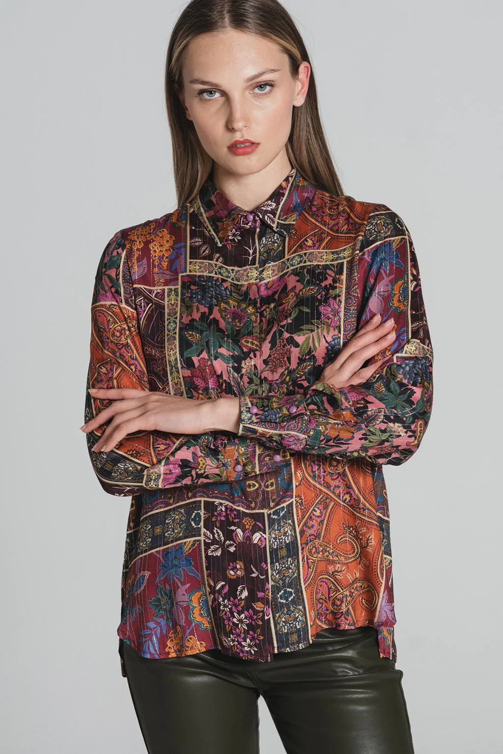 ALTAR SHIRT